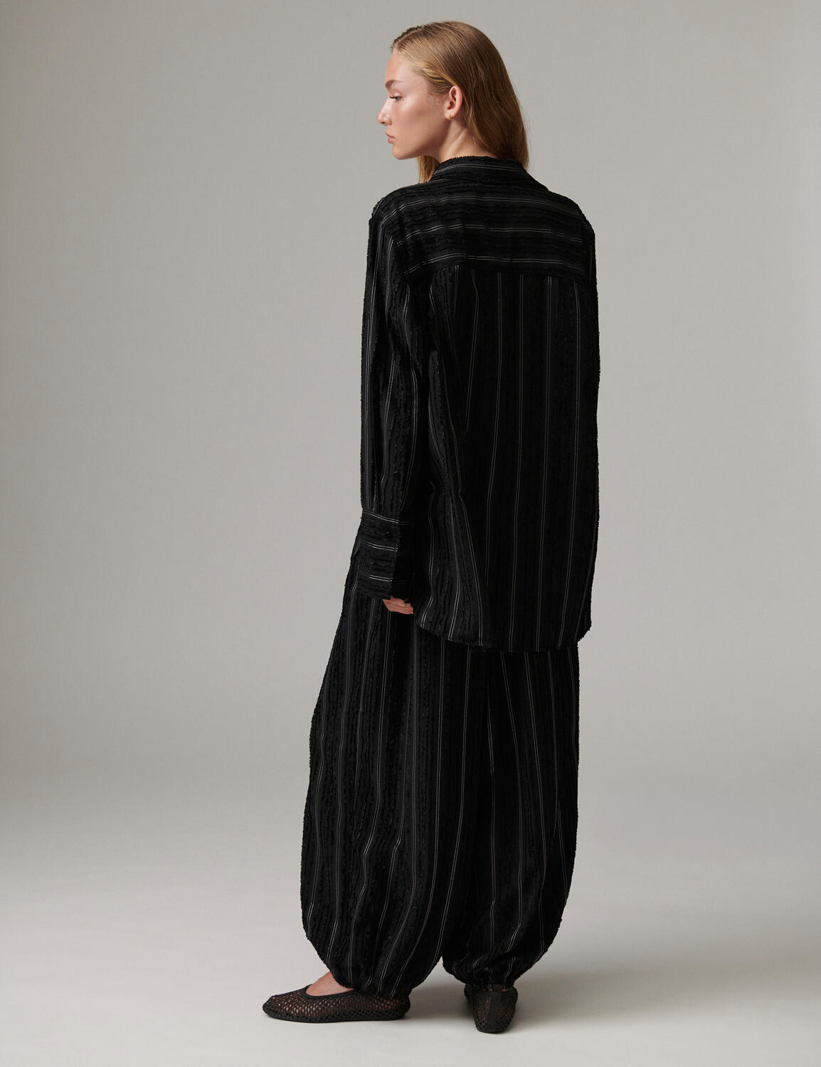 Zoe Raw Stripes skjorte – Black